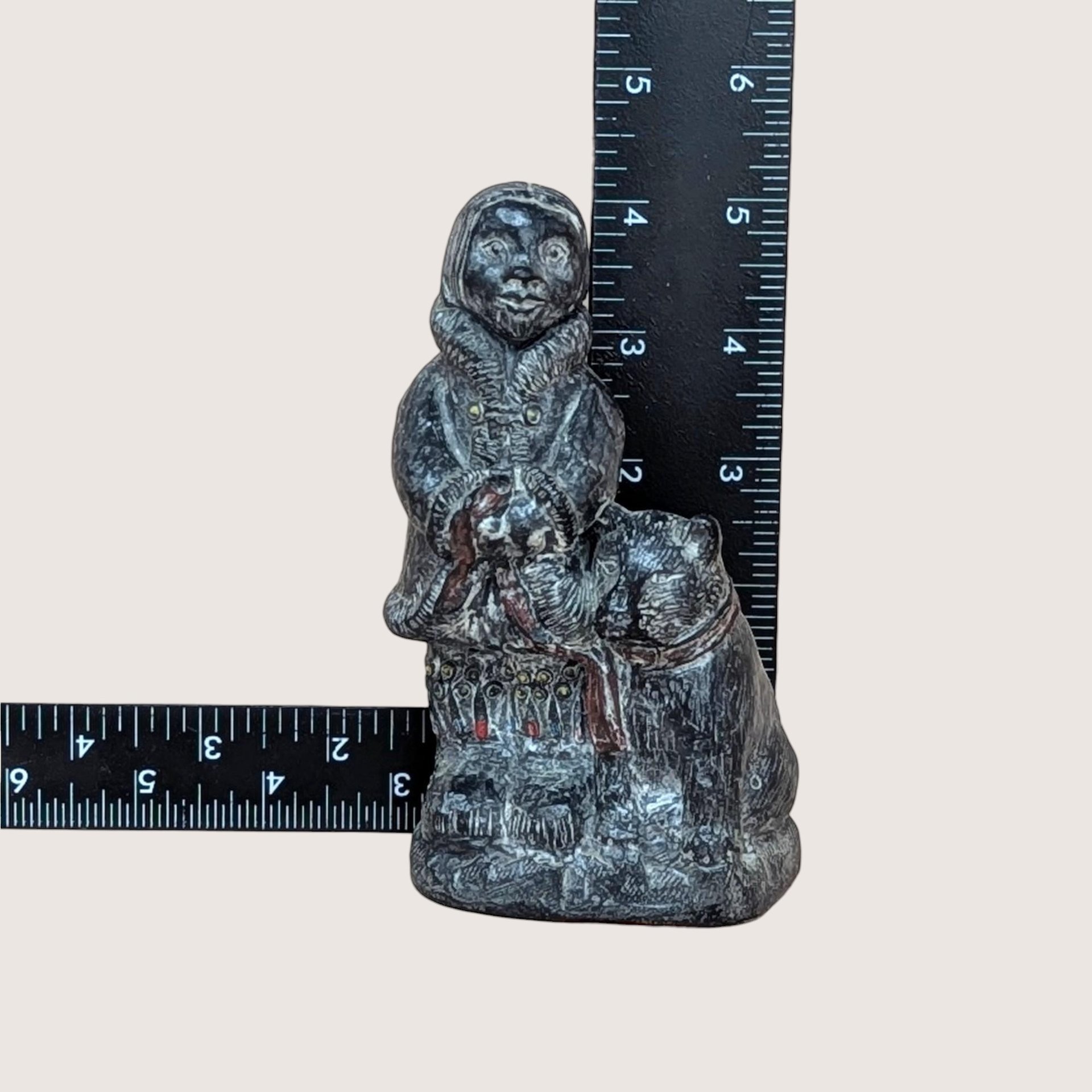 Vintage Wolf Originals Arctic Figure And Dog Sculpture