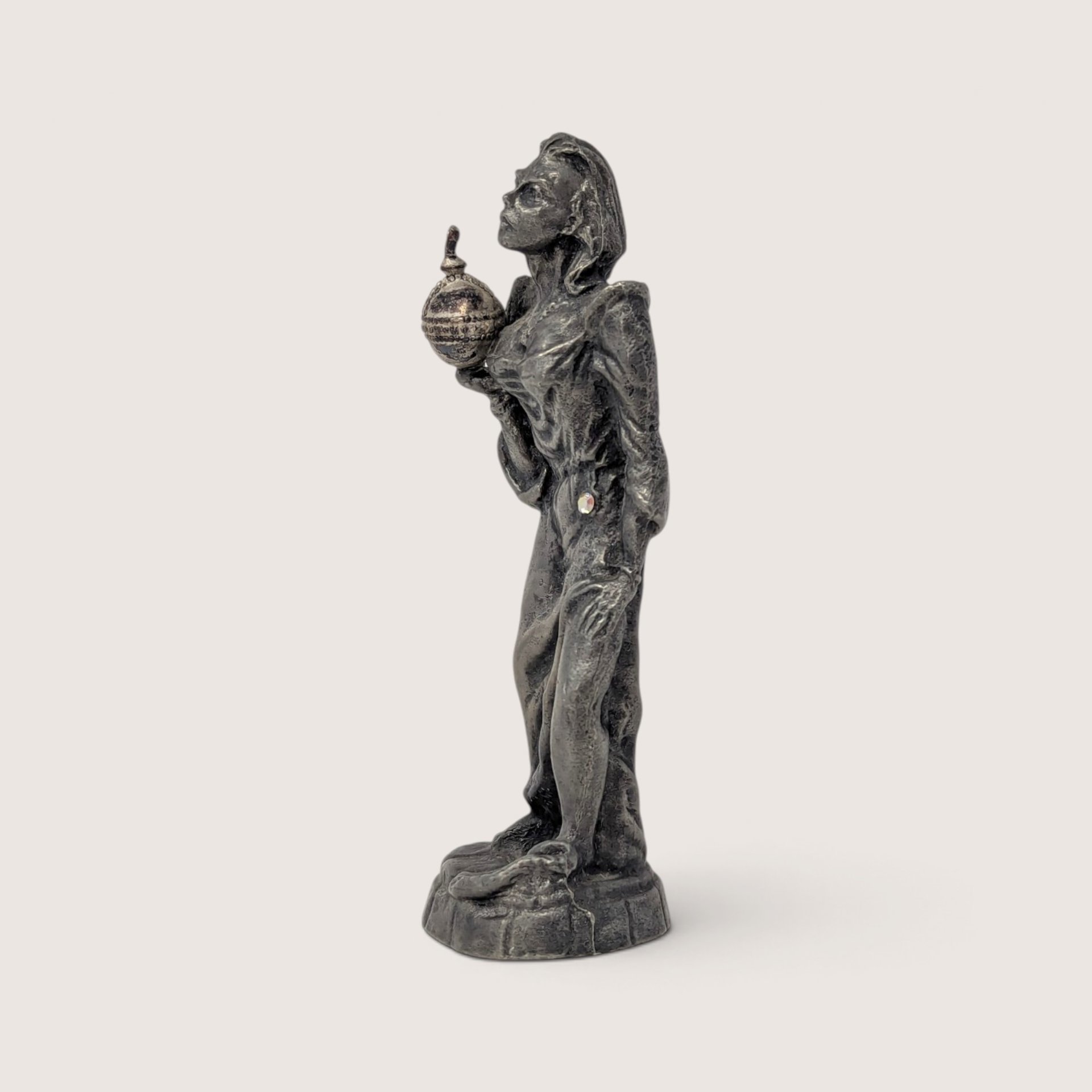 Vintage Pewter Queen Sorceress Figurine Sovereign Orb