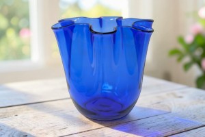 Mid-Century Italian Blown Glass Fazzoletto Vase