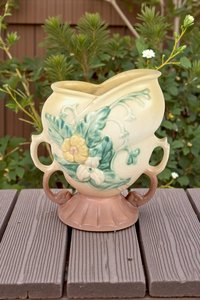 Vintage Hull Pottery Wildflower Vase