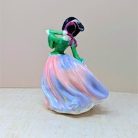 1939 Royal Doulton Autumn Breezes Figurine