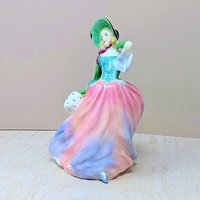 1939 Royal Doulton Autumn Breezes Figurine