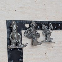 Vintage Pewter Clown Figurine Trio – Curio Art