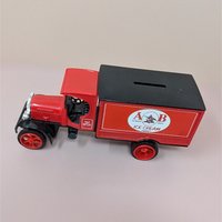 1990s ERTL Anheuser Busch Banks – Retro Delivery Vibe Office Man Cave Decor