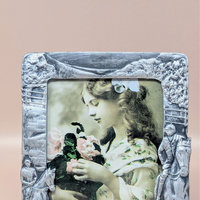 Sporting Collection: Fox Hunt Equestrian Frame – High-Relief Cast Metal