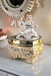 Vintage Cherub Trinket Box