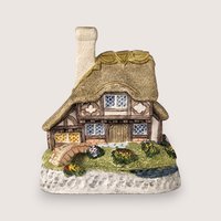 1993 David Winter Cottages - "Crystal Cottage" (Signed Edition)