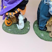1996 Fabric Mache Halloween Pair