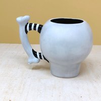 2002 Dept 56 Google Eye Skull Mug