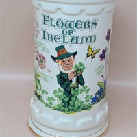 1983 Old Commonwealth Porcelain Decanter – Flowers of Ireland 
