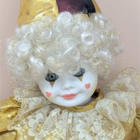 1990 Goebel Musical Doll  Betty Jane Carter Gold Dust Limited Edition