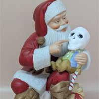 1983 Ted E Bear Santa with Skull Ceramic Music Box