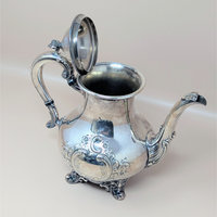 1950s Reed & Barton Regent Silver Plated Hand Chased Teapot