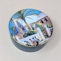 2001 Goebel Bermuda Images Bermuda Gate Covered Trinket Box