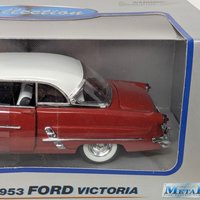 2000 Welly 1953 Ford Victoria Die Cast Model