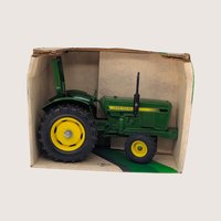 1990s ERTL John Deere Utility Tractor 1/16 Scale Die Cast Replica