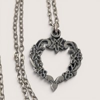 Vintage Silver R Tennsmed Heart Pendant Necklace