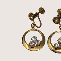 1950s Rhinestone Gold Tone Screw Back Dangle Earrings