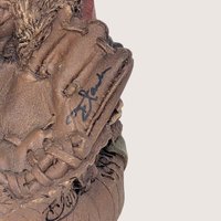 Vintage 1991 Tom Clark Yogi Baseball Mitt Signed Figurine