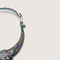 Vintage Rainbow Iridescent Metal Peacock Collar Bib Necklace