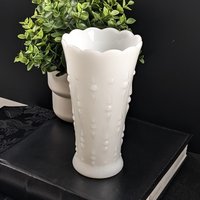 Vintage Anchor Hocking Milk Glass Vase Dots & Arrows Teardrop 7"