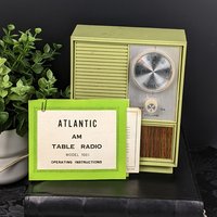 Vintage Atlantic Am Table Radio (barely works)