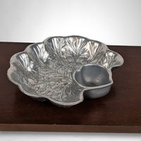 Wilton Armetale Pewter Serving Bowl: Timeless Elegance for Entertaining