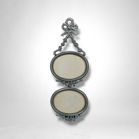 Vintage Metal Double Photo Frame: Timeless Elegance for Memories