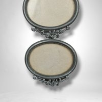Vintage Metal Double Photo Frame: Timeless Elegance for Memories