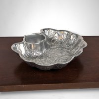 Wilton Armetale Pewter Serving Bowl: Timeless Elegance for Entertaining