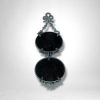 Vintage Metal Double Photo Frame: Timeless Elegance for Memories
