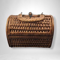 Vintage Wicker Handbag | Leather & Wood Clasp | 7" Tall x 9.25" Long | Summer Purse | Boho Style | Woven Bag | Unique Accessory