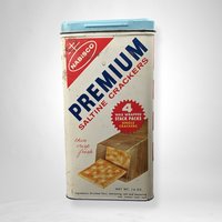 Vintage Nabisco Premium Saltine Crackers Tin - Retro Kitchen Collectible