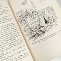 P.L. Travers "Mary Poppins Comes Back" | 1940 Hardcover | 5th Edition | Illustrated