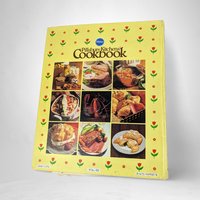 Delightful Dining: 1979 Pillsbury Kitchen's Cookbook