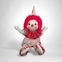 Vintage Plush Clown Doll: Nostalgic Collectible