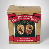 1987 Hallmark 'Old Fashioned In a Nutshell' Christmas Ornament