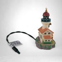 Vintage 1998 Hallmark Keepsake Lighthouse Greetings Flashing Light Ornament