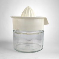 Vintage Gemco Glass Juicer with Plastic Lid - Kitchen Nostalgia