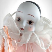 1989 The San Francisco Music Box Company Musical 12" Peirrot Clown Doll