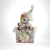 Westminster Vintage Wind Up Musical Kitten Music Box