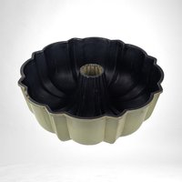 Vintage Avocado Green Northland Aluminum Bundt Pan | Retro Kitchenware | 10" Diameter | Perfect for Baking & Molding | Good Condition