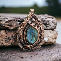 Handmade Labradorite Pendant, Copper Wire Wrapped Gemstone Jewelry, Unique Gift for Women, Oxidized Copper Pendant, Blue Green Labradorite