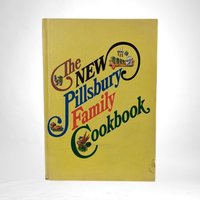 Vintage 1974 The New Pillsbury Family Cookbook - Hardcover, Classic Recipes, Retro Kitchen Decor