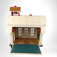 Vintage Fisher-Price Schoolhouse 923 | Nostalgic Playset with Flaws | 70s Toy |  Restoration Project