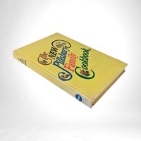 Vintage 1974 The New Pillsbury Family Cookbook - Hardcover, Classic Recipes, Retro Kitchen Decor