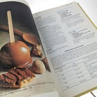 Vintage 1974 The New Pillsbury Family Cookbook - Hardcover, Classic Recipes, Retro Kitchen Decor