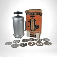 Vintage Mirro Cooky/Pastry Press with 12 Discs - Aluminum Cookie Press - Retro Baking Tool - Kitchen Collectible - Holiday Baking