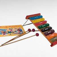 Vintage Taiyo Melody Xylophone, 8.5" Long, 3 Drumsticks, Music Sheet, Collectible Toy, Musical Instrument, Gift for Child