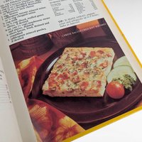 1979 Pillsbury Kitchens' Family Cookbook, Hardcover, 640 Pages, Vintage Recipe Book, Nutritional Information, Bake Off Recipes